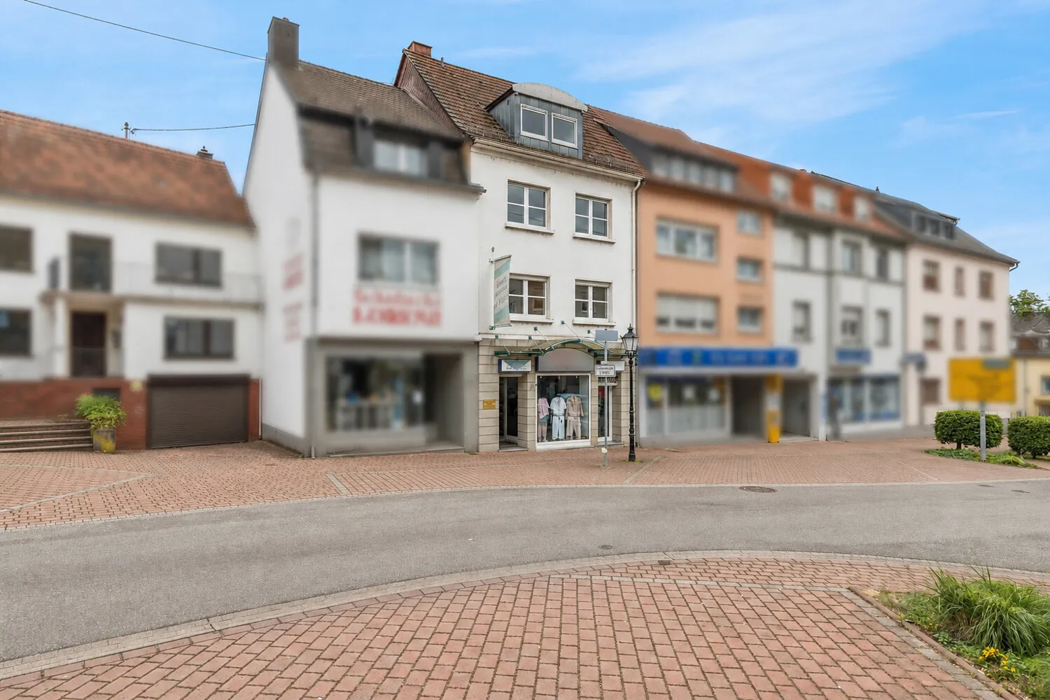 Straßenansicht