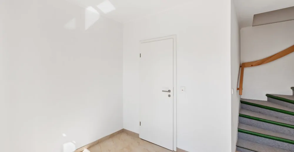 Eingangsbereich Garderobe-Duschbad