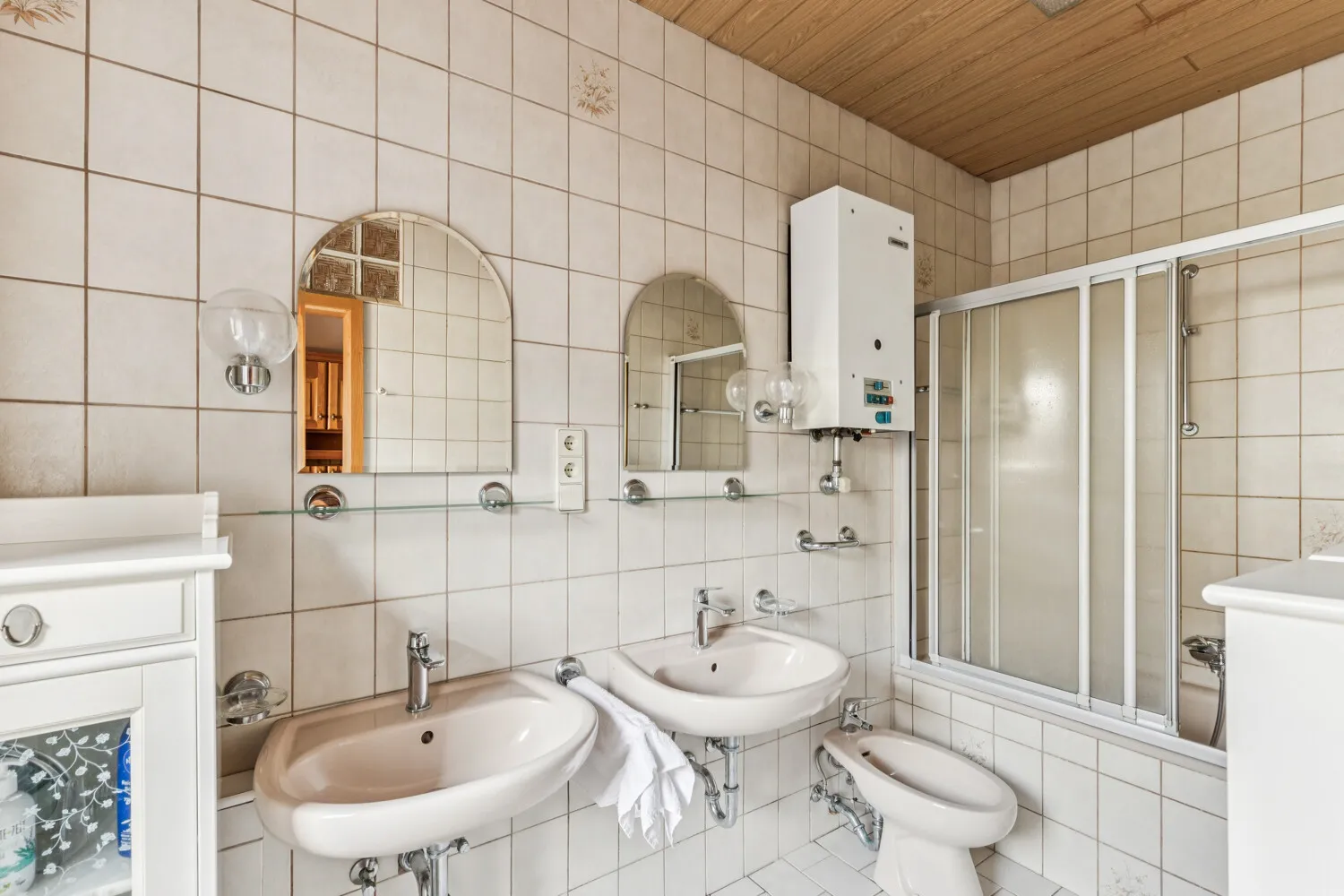 Badezimmer Erdgeschoss