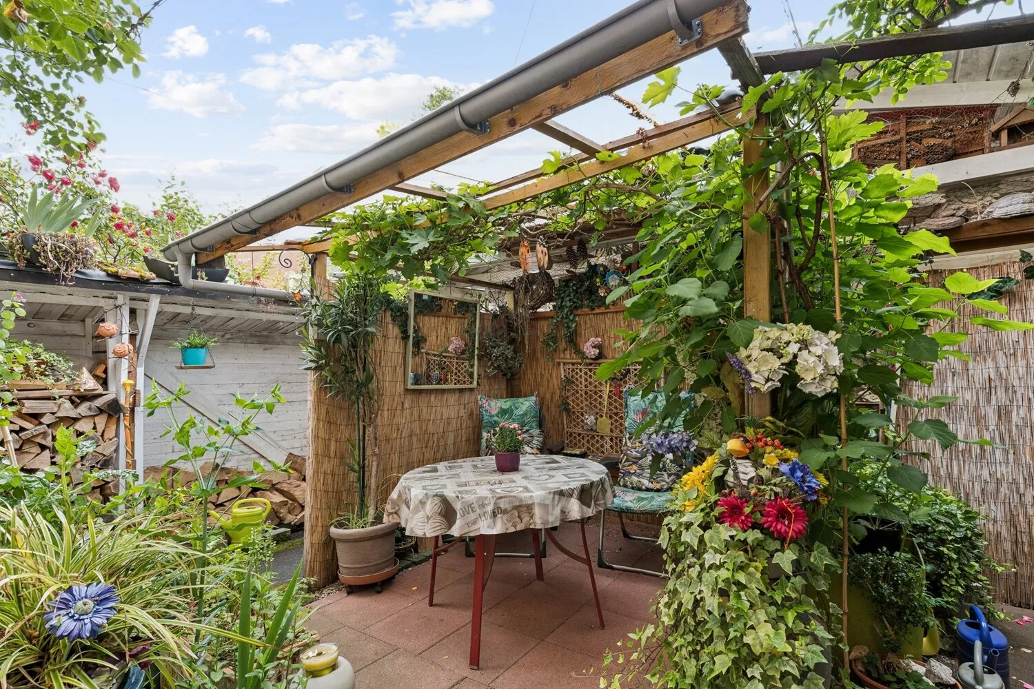 Terrassenbereich mit Überdachung