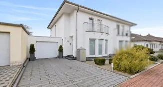 von_poll_real_estate_property_26171242_image_20