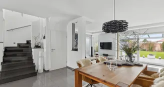 von_poll_real_estate_property_26171242_image_11