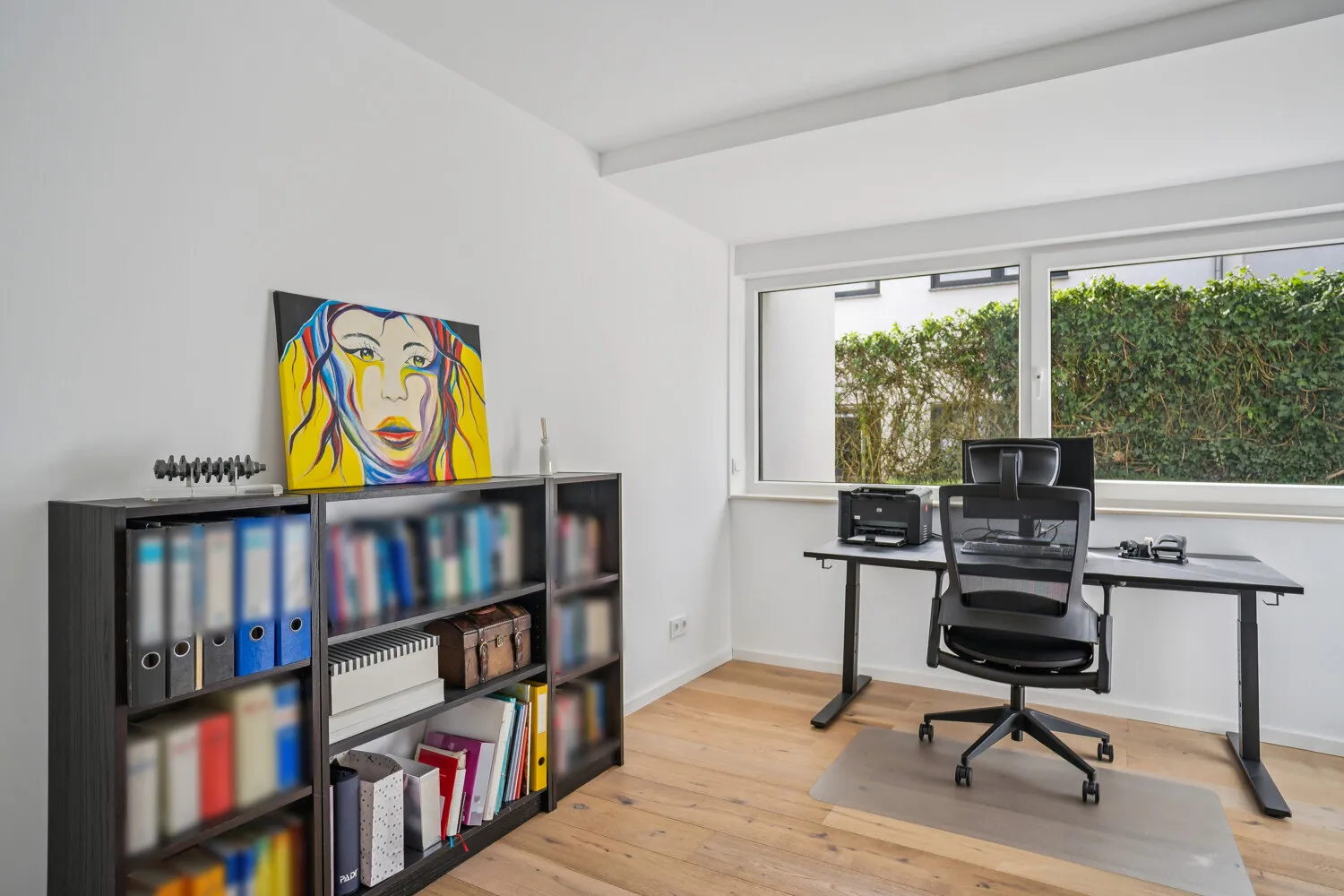 Arbeitszimmer mit Tageslicht UG