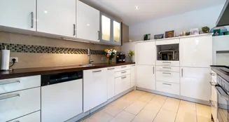 von_poll_real_estate_property_25019011_image_5