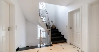 von_poll_real_estate_property_25019011_image_8