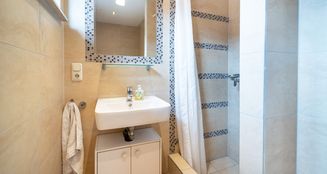 von_poll_real_estate_property_25019011_image_4
