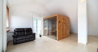 von_poll_real_estate_property_25019011_image_12