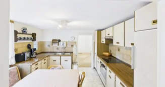 von_poll_real_estate_property_24019032_image_18