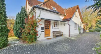 von_poll_real_estate_property_24019032_image_1