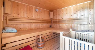 von_poll_real_estate_property_25019023_image_13