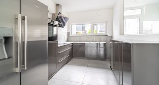 von_poll_real_estate_property_25019018_image_8