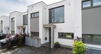 von_poll_real_estate_property_25019018_image_0