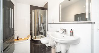 von_poll_real_estate_property_25019026_image_8