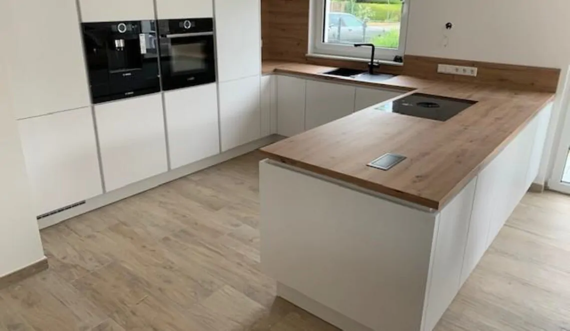 Musterbild MDV Küchen