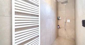 von_poll_real_estate_property_25019033_image_13