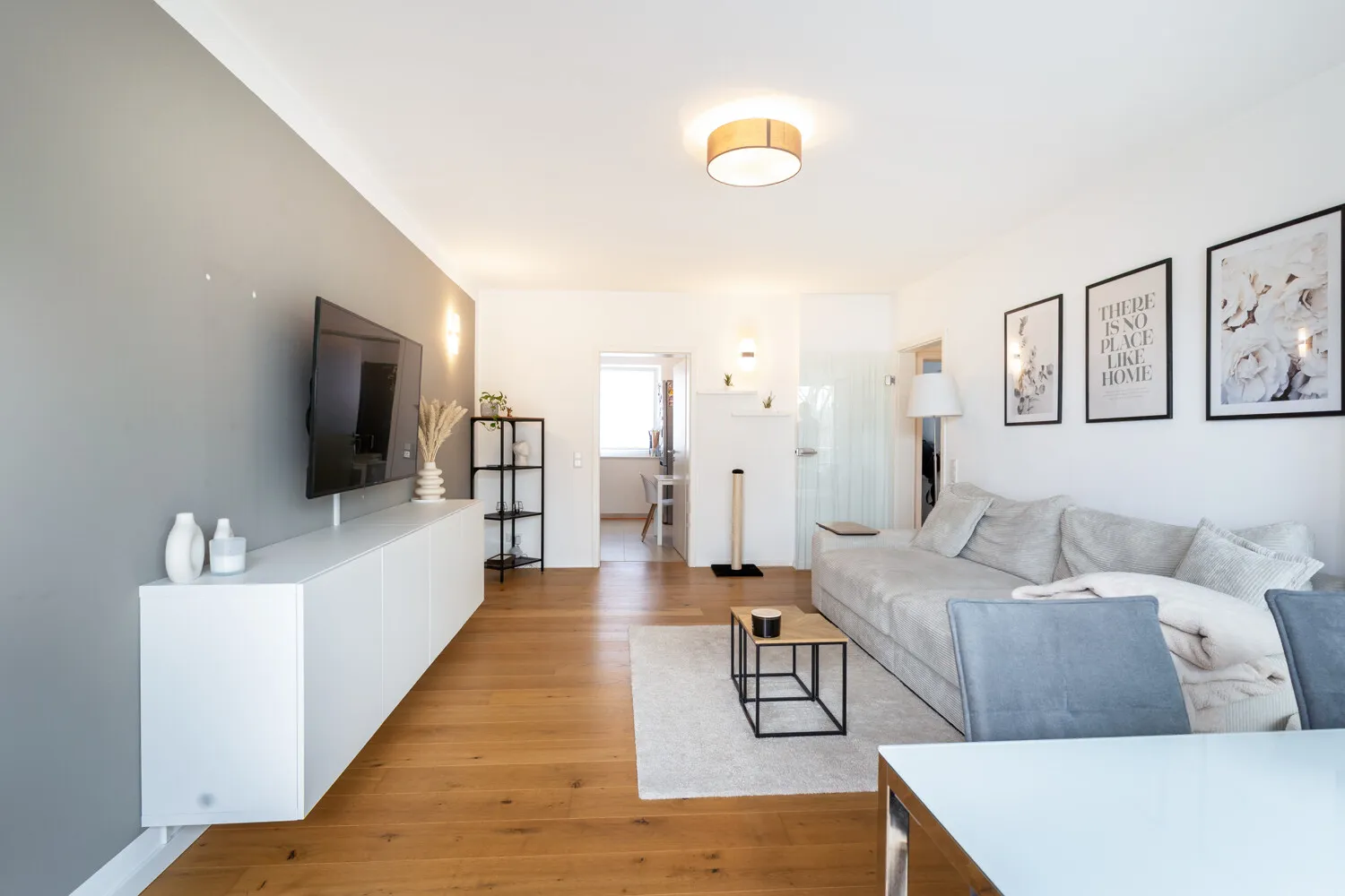 2. OG rechts - Wohnzimmer