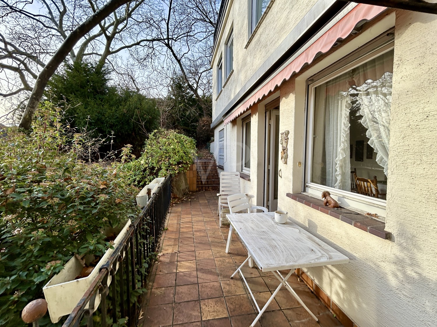 Neuer Preis: Charmante historische Villa mit faszinierendem Schlossblick