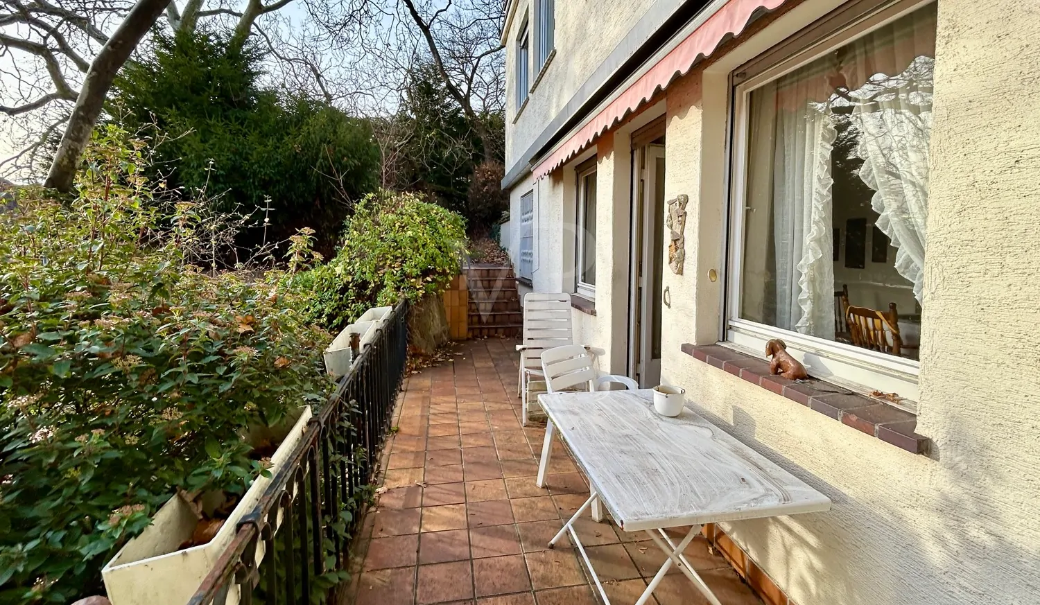 Neuer Preis: Charmante historische Villa mit faszinierendem Schlossblick