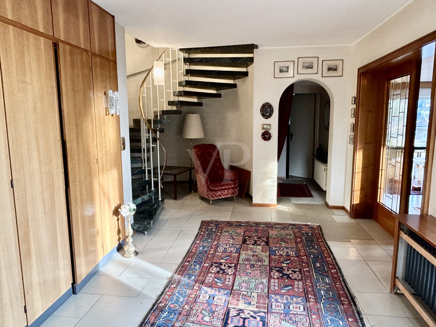 Neuer Preis: Charmante historische Villa mit faszinierendem Schlossblick