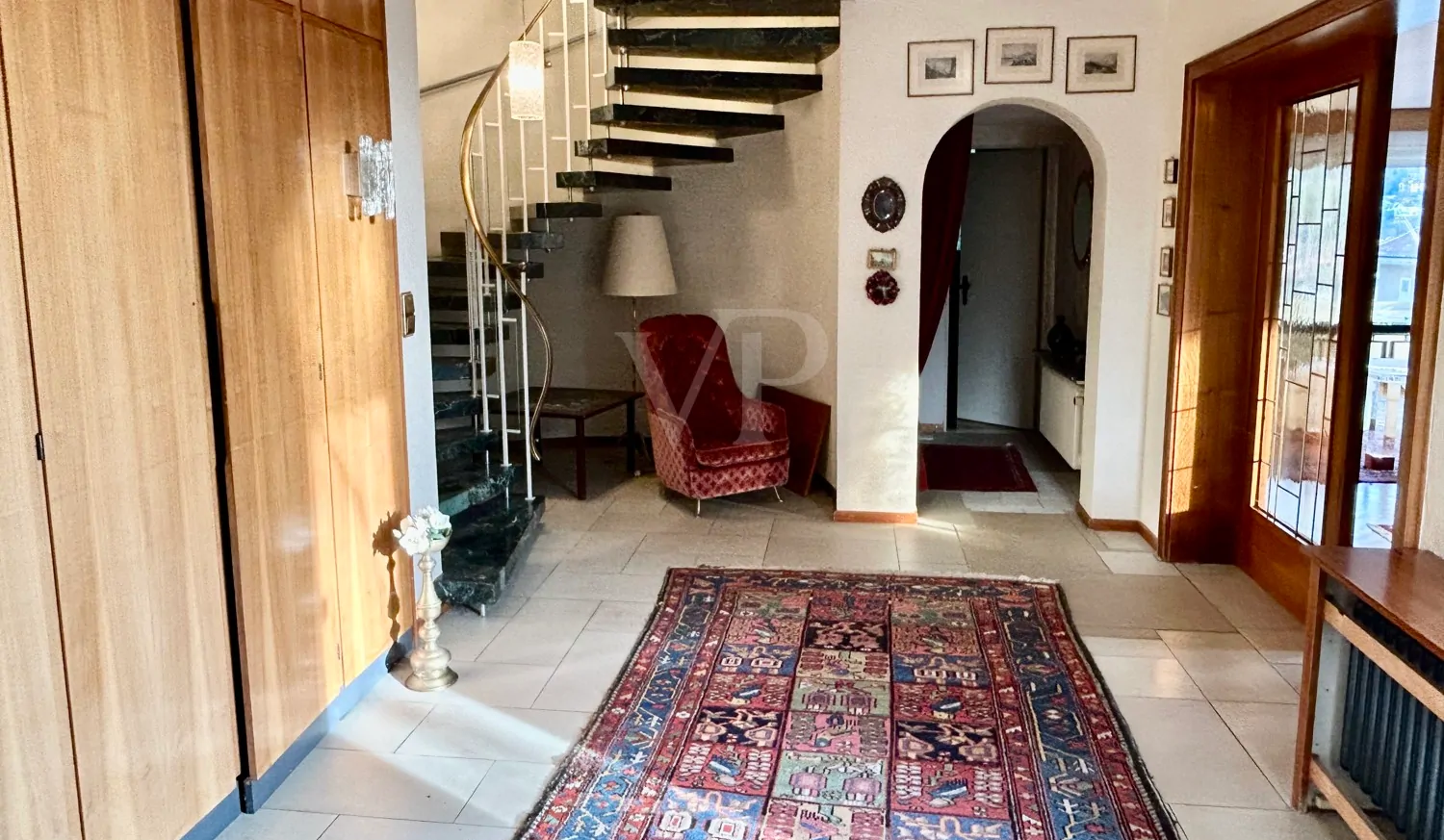 Neuer Preis: Charmante historische Villa mit faszinierendem Schlossblick