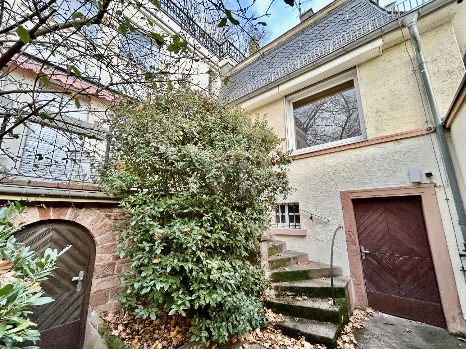 Charmante historische Villa mit faszinierendem Schlossblick