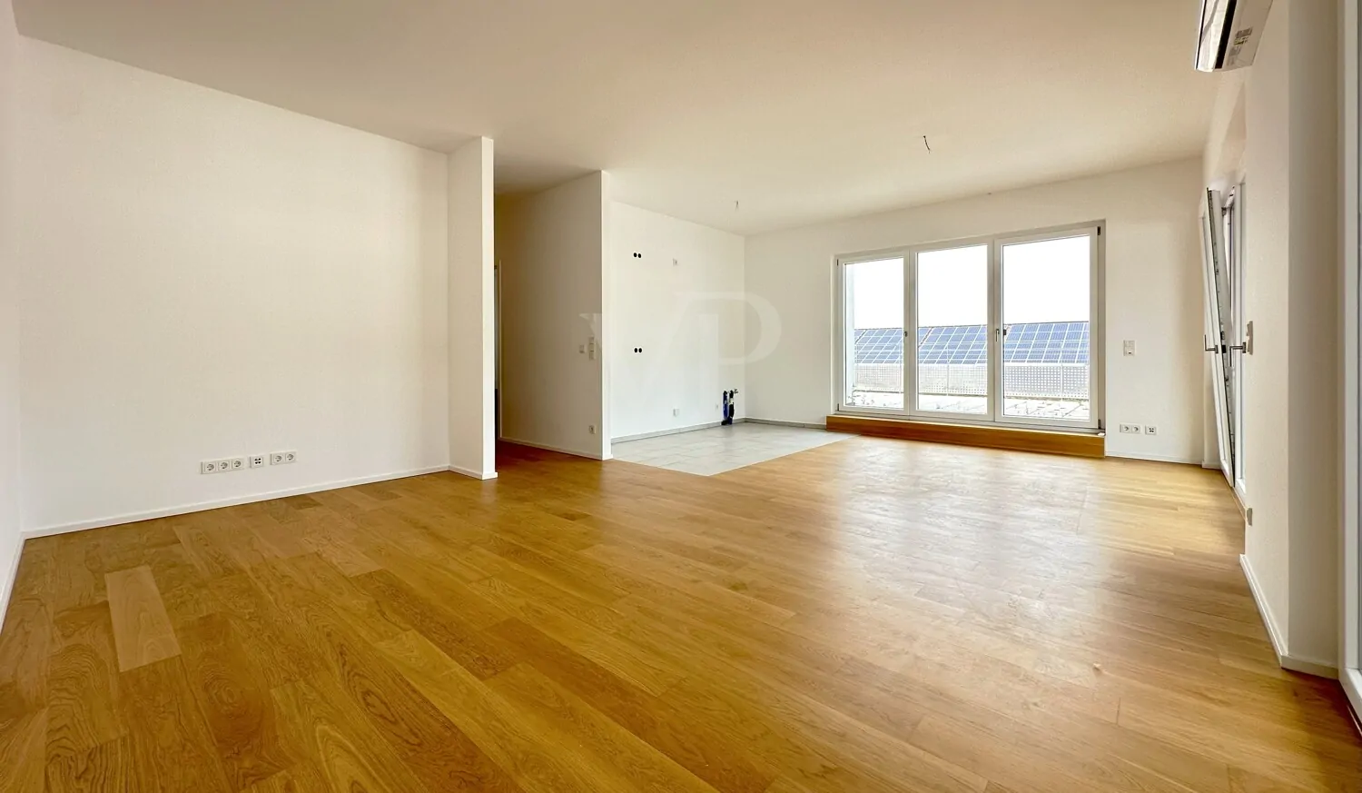 MTV: HD Südstadt Moderne Penthouse-Wohnung + Aufzug + barrierefrei + TG Stellplatz + Kellerraum + Terrasse