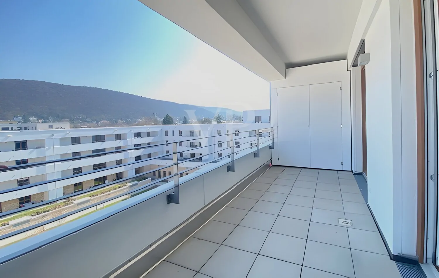 MTV: HD Südstadt Moderne Penthouse-Wohnung + Aufzug + barrierefrei + TG Stellplatz + Kellerraum + Terrasse