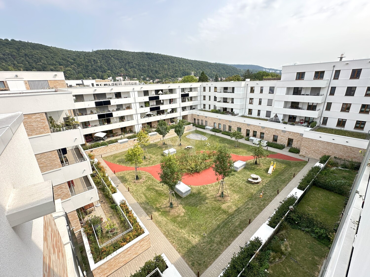 NEU: Moderne Penthouse-Wohnung über den Dächern der Heidelberger Südstadt