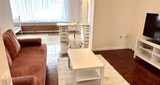 von_poll_real_estate_property_25018032_image_4