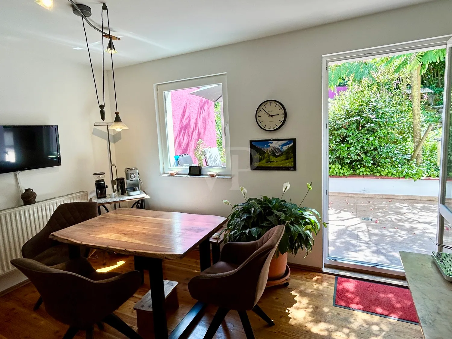 Maison mitoyenne idyllique avec jardin et vue magnifique