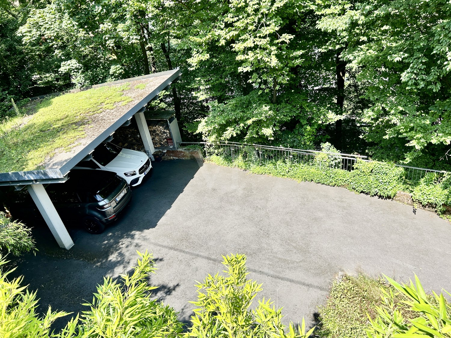 Idyllische Doppelhaushälfte mit Garten und herrlichem Ausblick