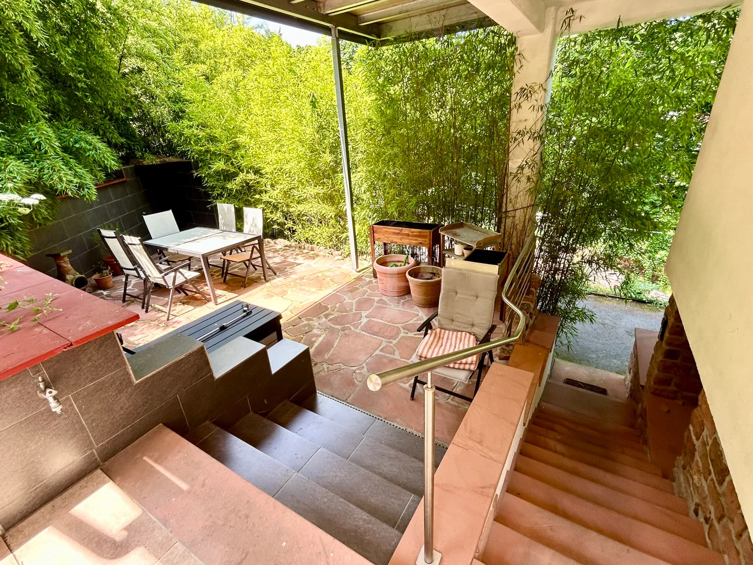 Maison mitoyenne idyllique avec jardin et vue magnifique