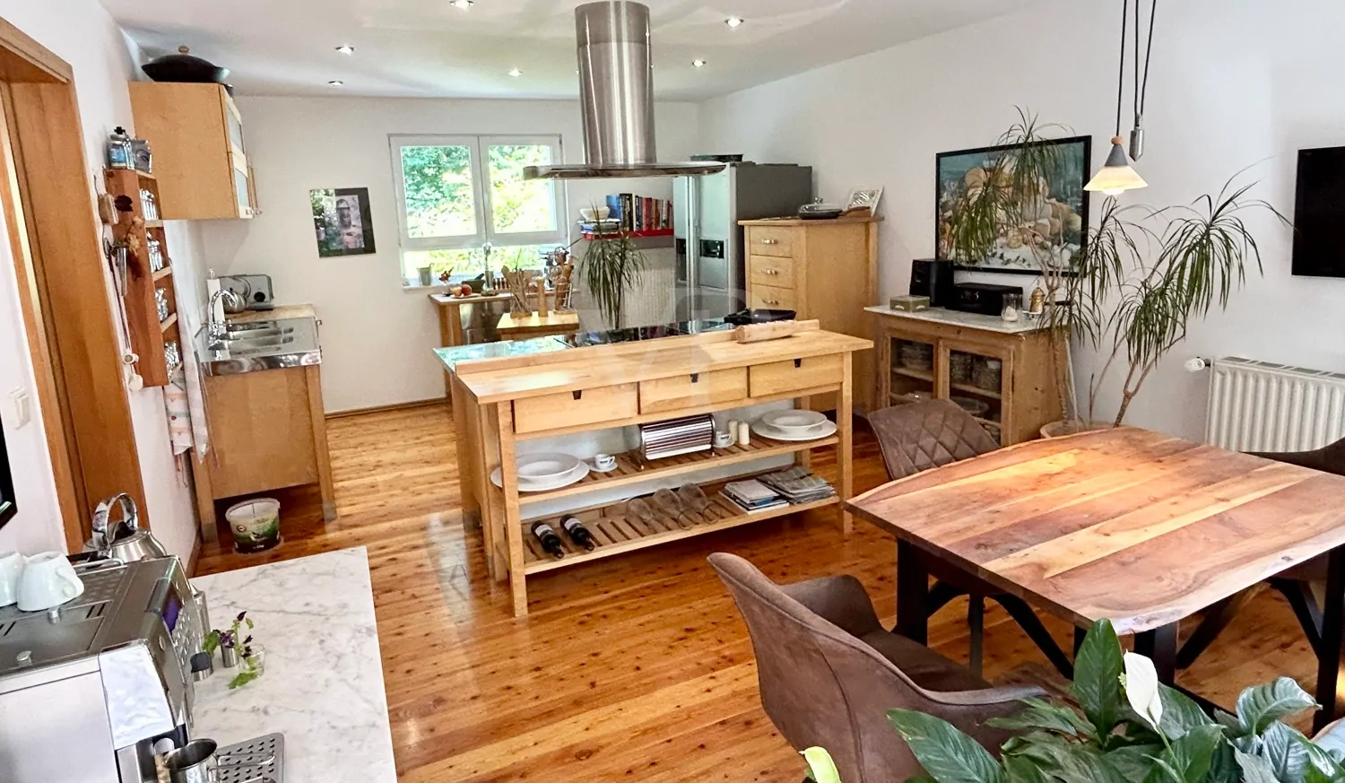 Idyllische Doppelhaushälfte mit Garten und herrlichem Ausblick