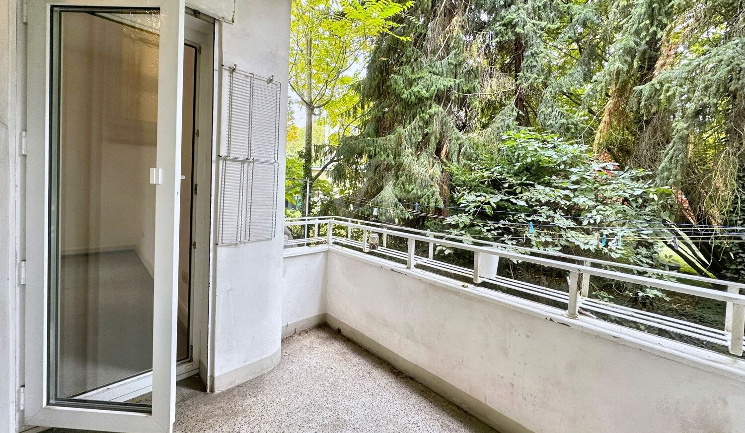 Balkon EG