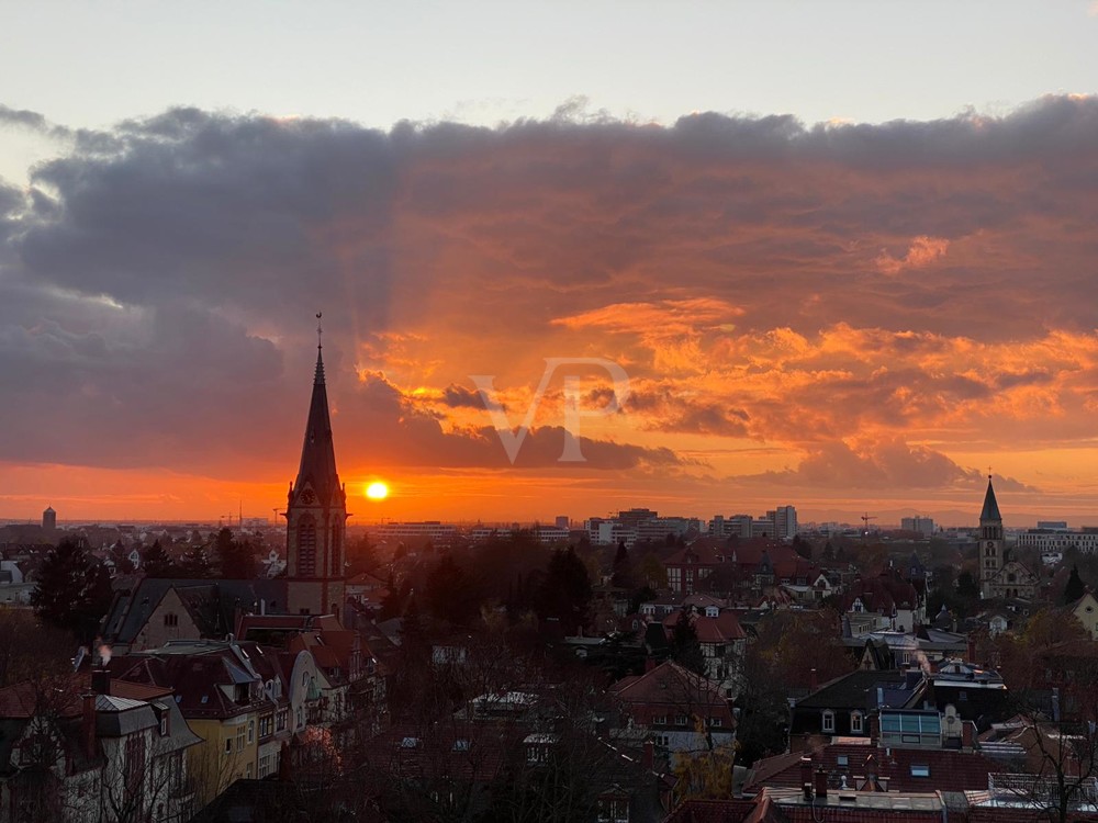 Exklusive Wohnetage mit Rheinebene-Blick – Zentral und fußläufig zum Marktplatz in Neuenheim