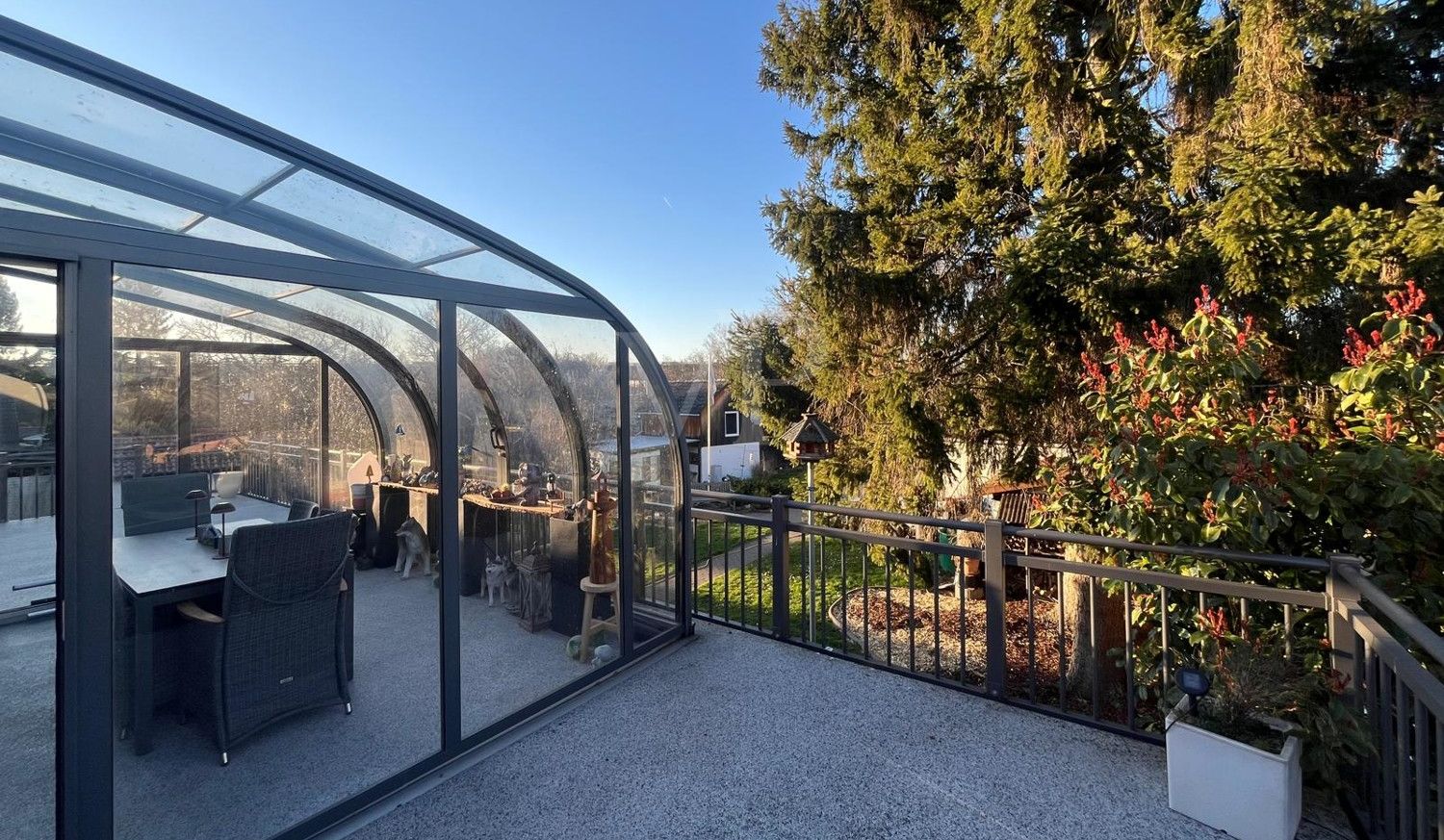 Neuer Preis: Freistehendes Einfamilienhaus mit großem Garten auf Erbpachtgrundstück