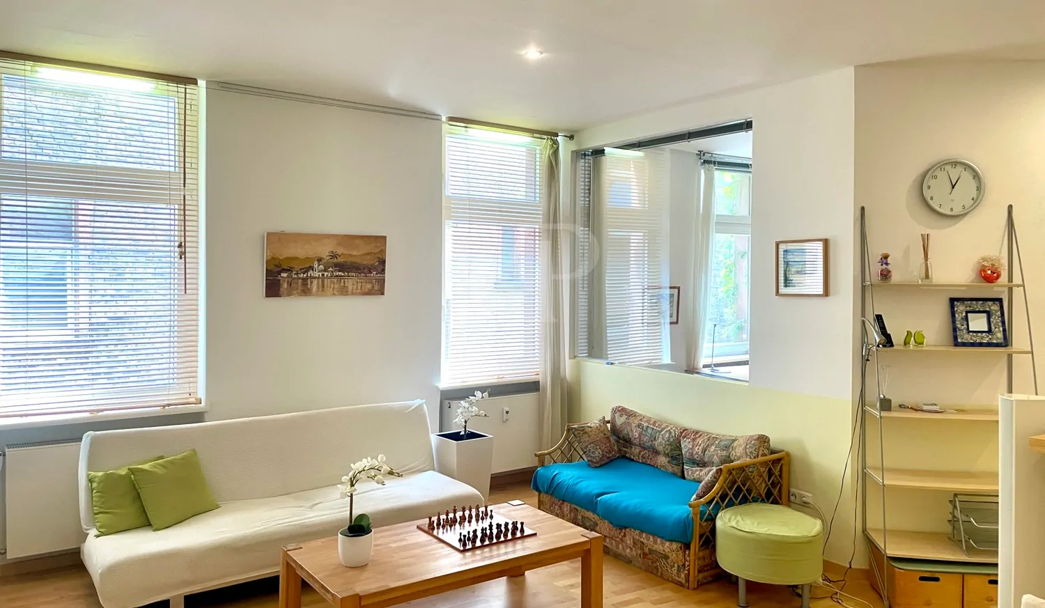 Oase in der Innenstadt: Zentrale, sanierte Beletage-Wohnung in historischem Hinterhaus