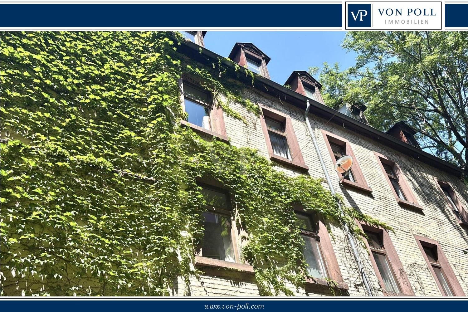 Zentrale, sanierte Beletage-Wohnung in historischem Hinterhaus