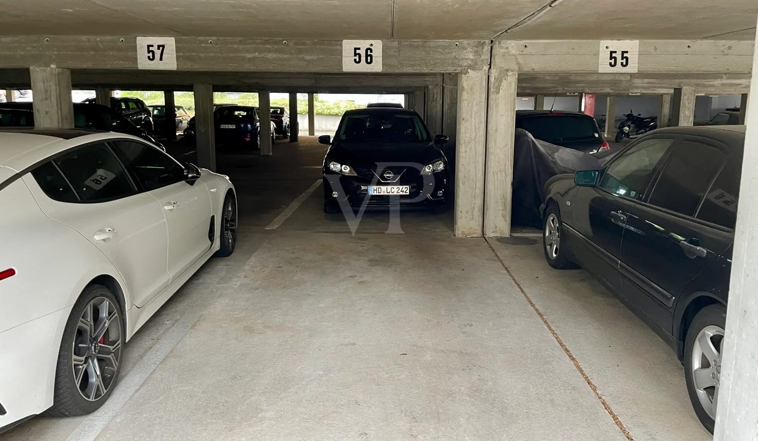 Gepflegte 1-Zimmer-Wohnung mit Aufzug, Balkon und Stellplatz