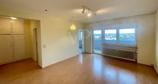 von_poll_real_estate_property_25018011_image_2