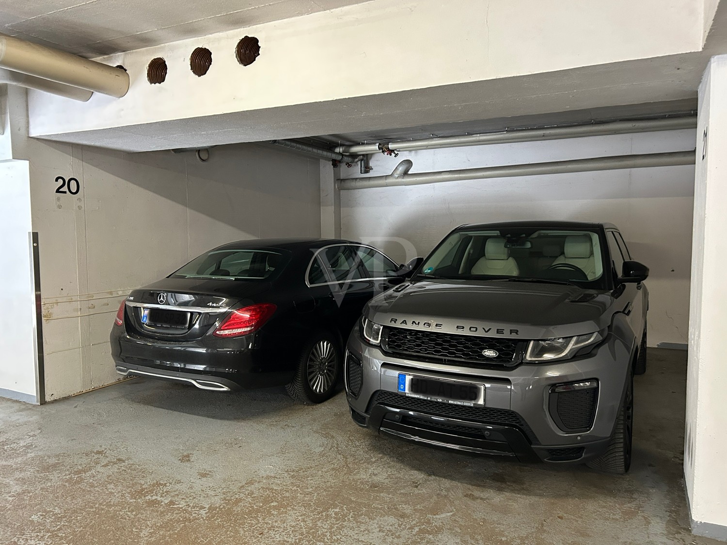 2 Stellplätze