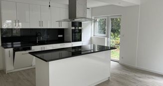 von_poll_real_estate_property_25018012_image_1
