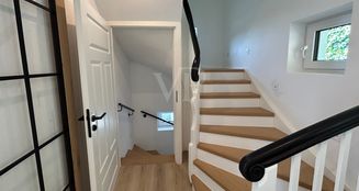 von_poll_real_estate_property_25018021_image_22