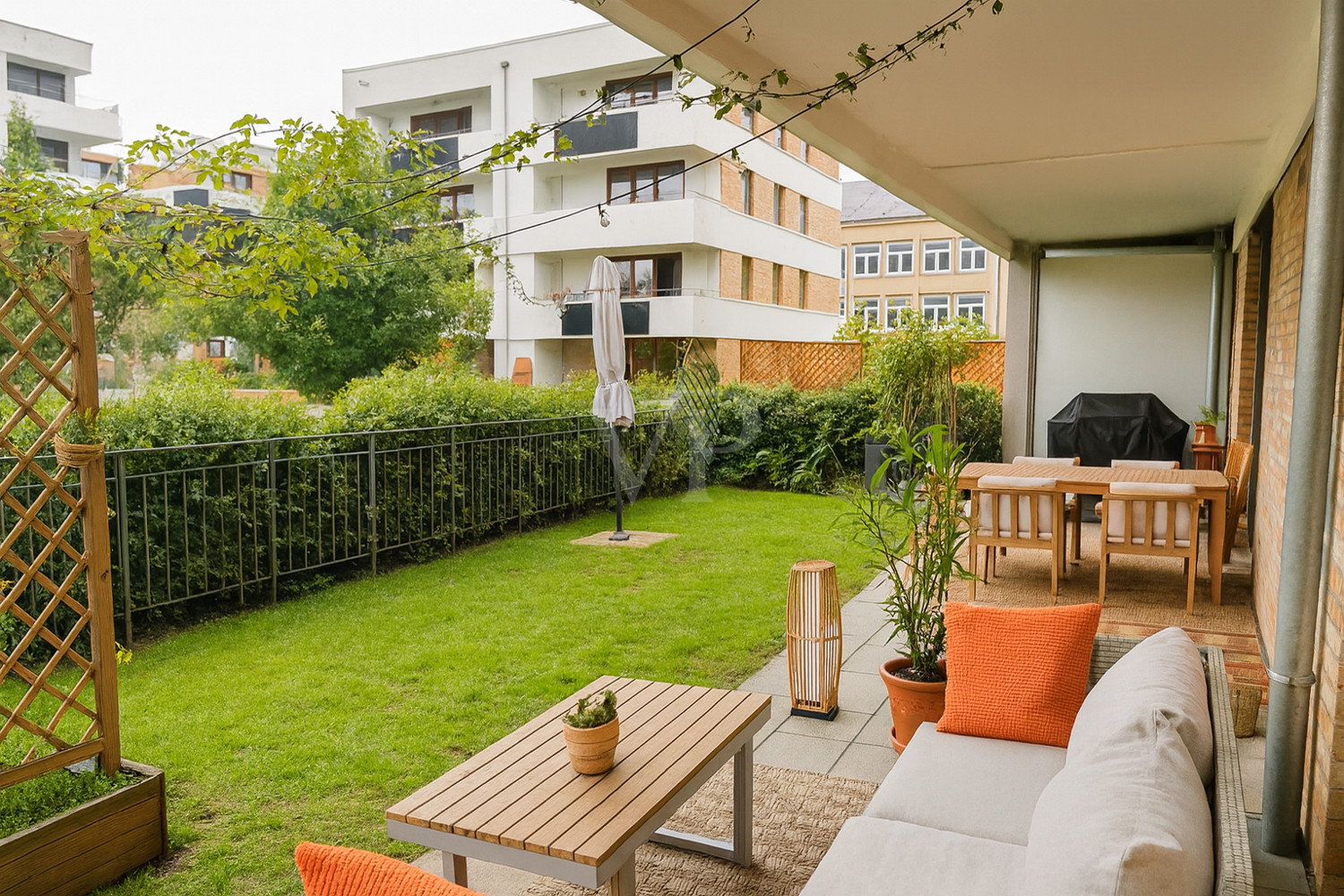 Luxuriöse Neubauwohnung mit exklusiver Ausstattung und privatem Garten in begehrter Lage