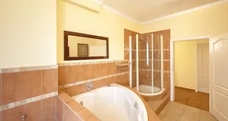 von_poll_real_estate_property_25010022_image_11