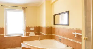 von_poll_real_estate_property_25010022_image_10