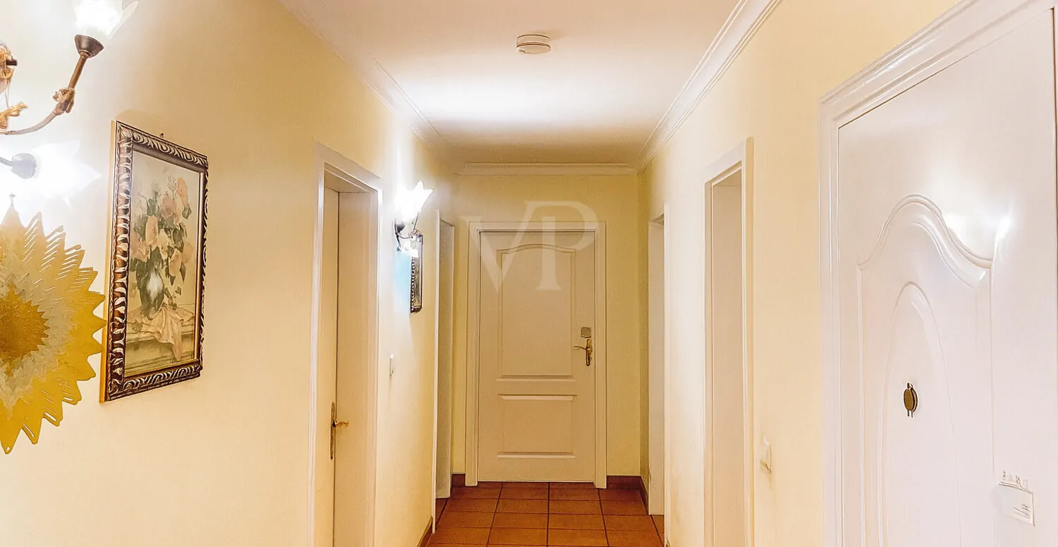 Herrschaftliche Wohnung mit Stuck und zwei Balkonen in der beliebten Schwetzingerstadt