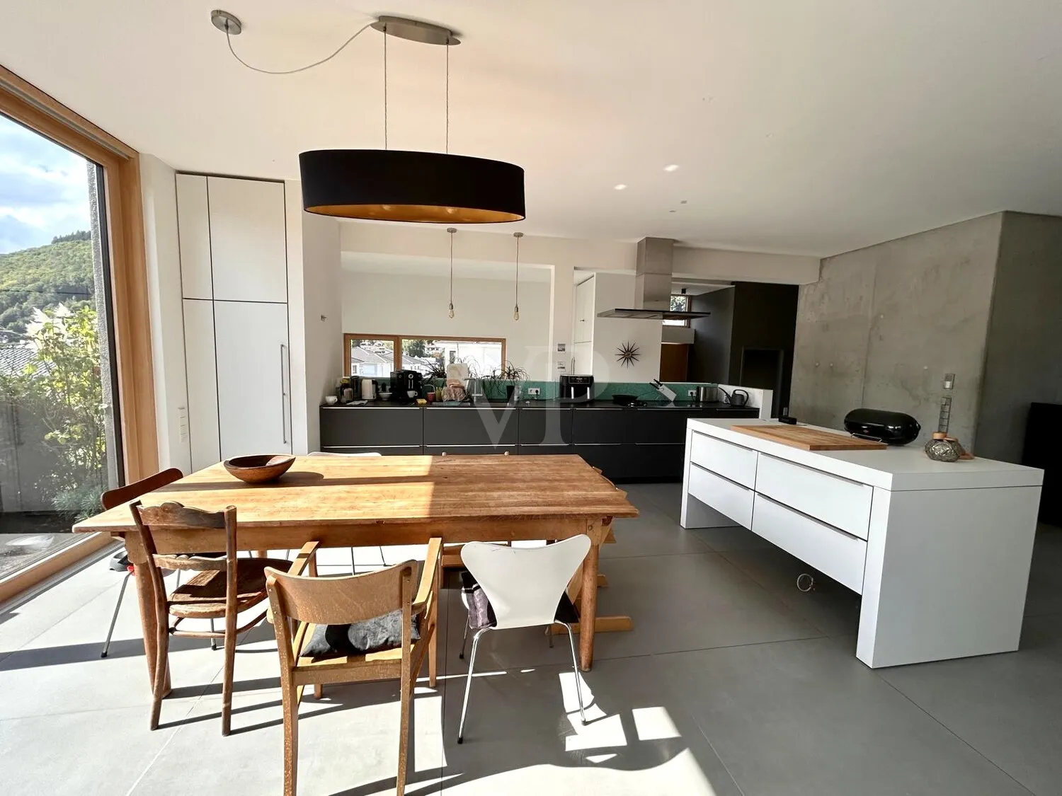 Exklusives Architektenhaus mit Design-Highlights und offenem Wohnkonzept