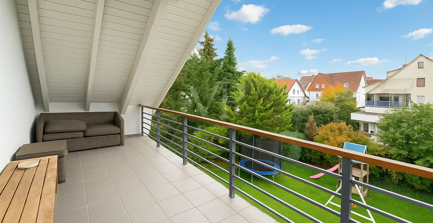 Freistehendes Mehrparteienhaus mit großem Garten und Raum für Generationen