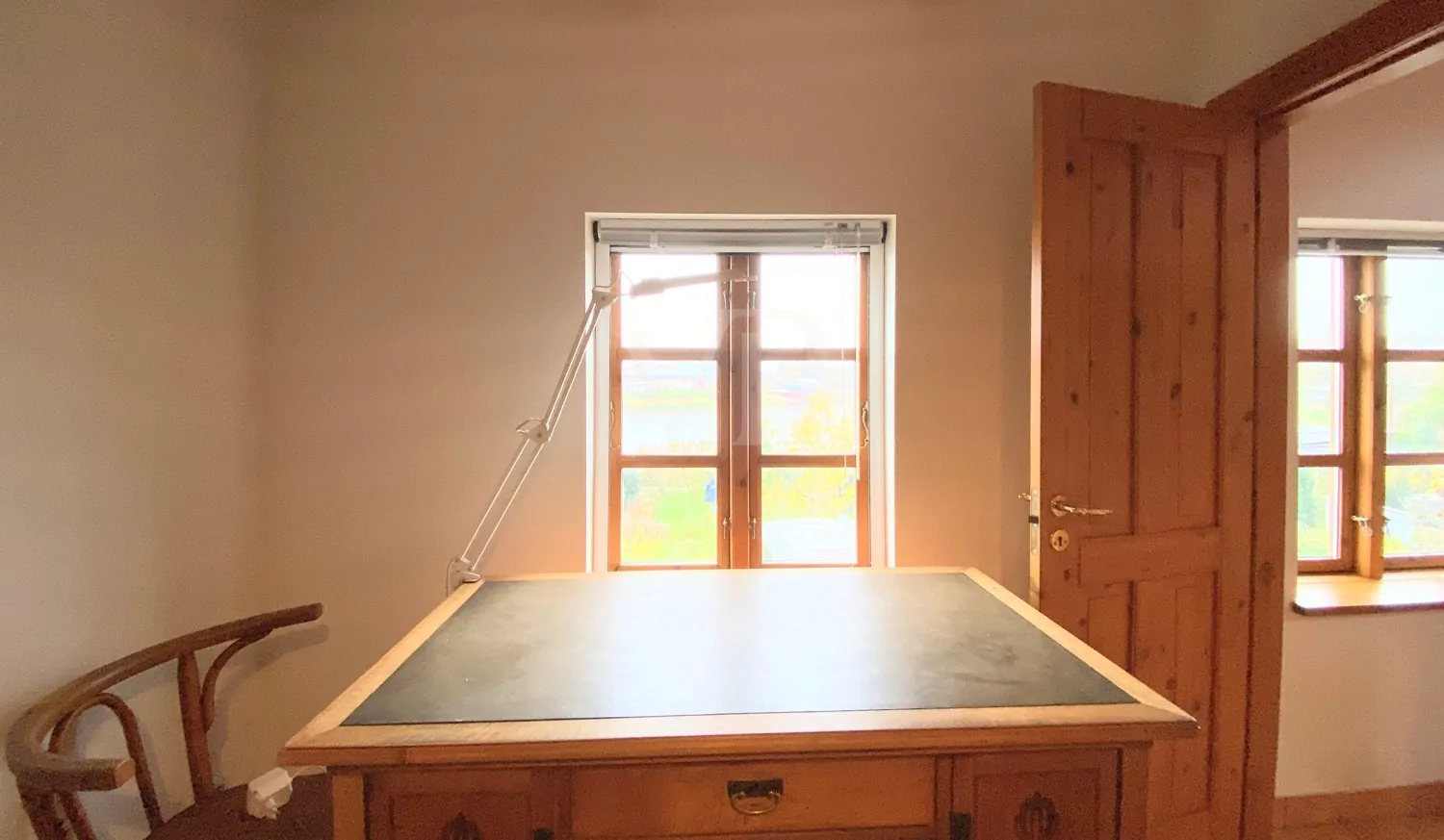 Schreibtisch im Gästezimmer OG